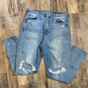 American Eagle Outfitters Distressed Light Denim Mom Jean. Size 10.